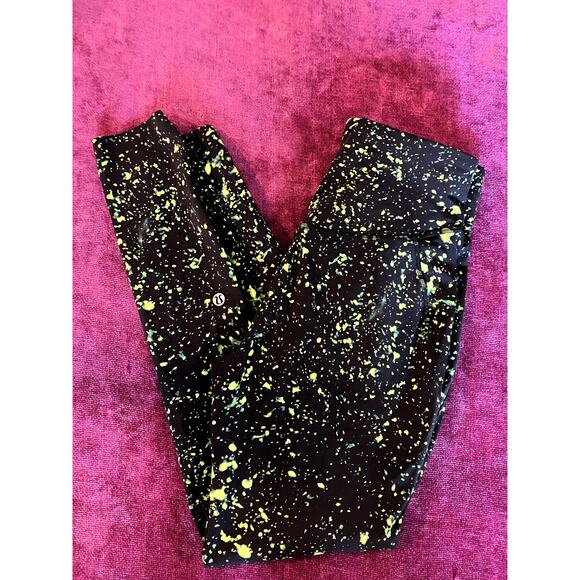 LULULEMON Sparks Fly HIgh Rise Leggings Size 6 ACTIVEWEAR ATHLEISURE YOGA - Picture 3 of 5